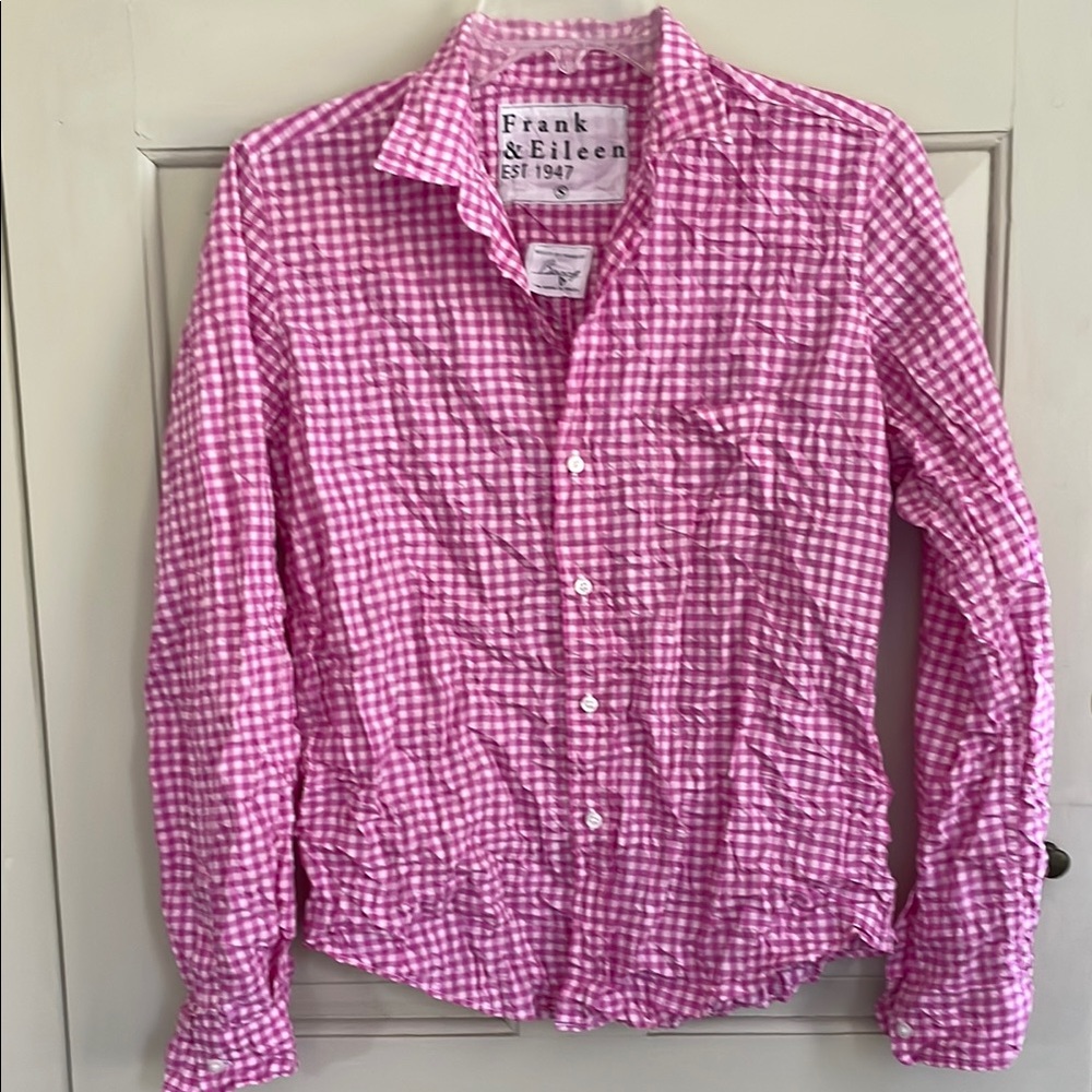 Frank & Eileen Crinkle Cotton Gingham Pink Shirt